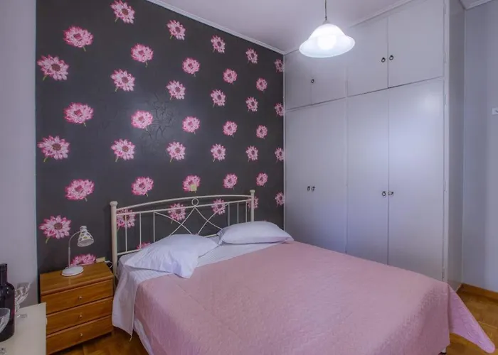 Helena Aparment דירה