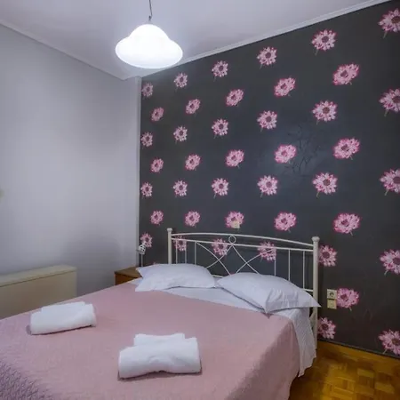 Helena Aparment